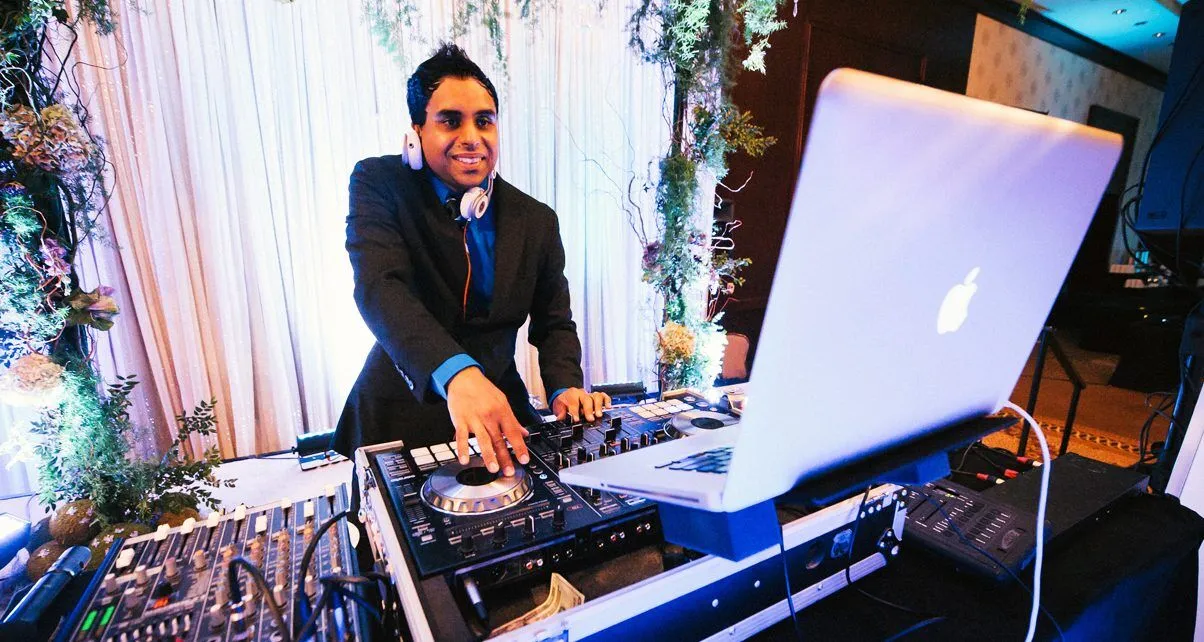 Setting the Mood: How Corporate DJs Elevate Events in Las Vegas